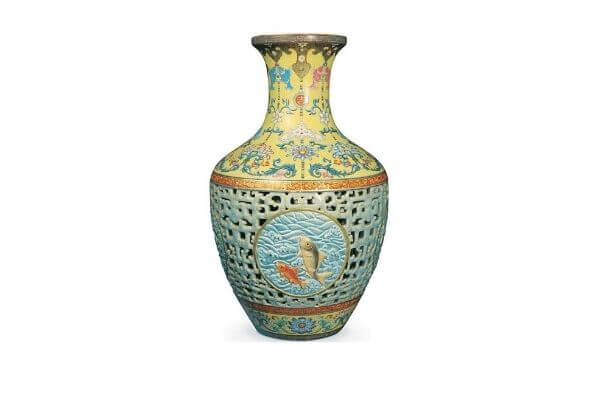 Pinner Qing Dynasty Vase